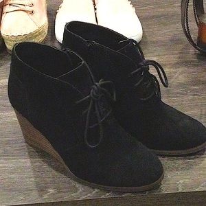 Lucky Brand Suede Wedges